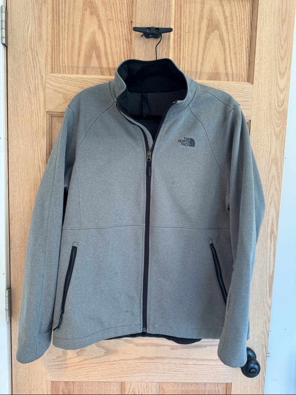 The North Face Men's Gray Lightweight Softshell Jacket Size XL